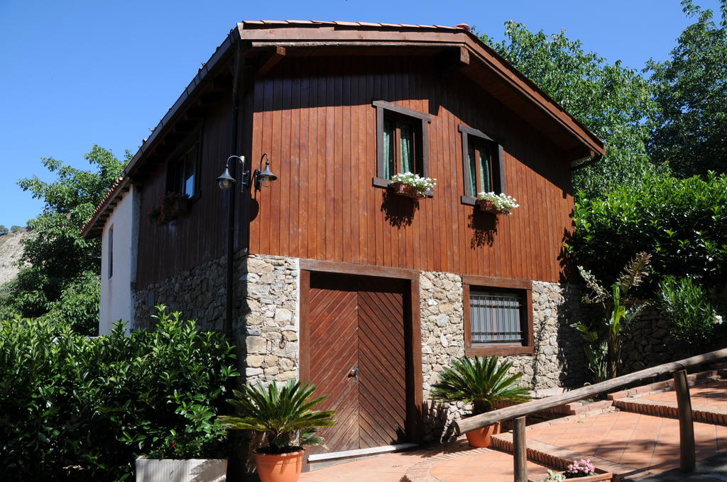Agriturismo San Cataldo Motta Camastra Zewnętrze zdjęcie