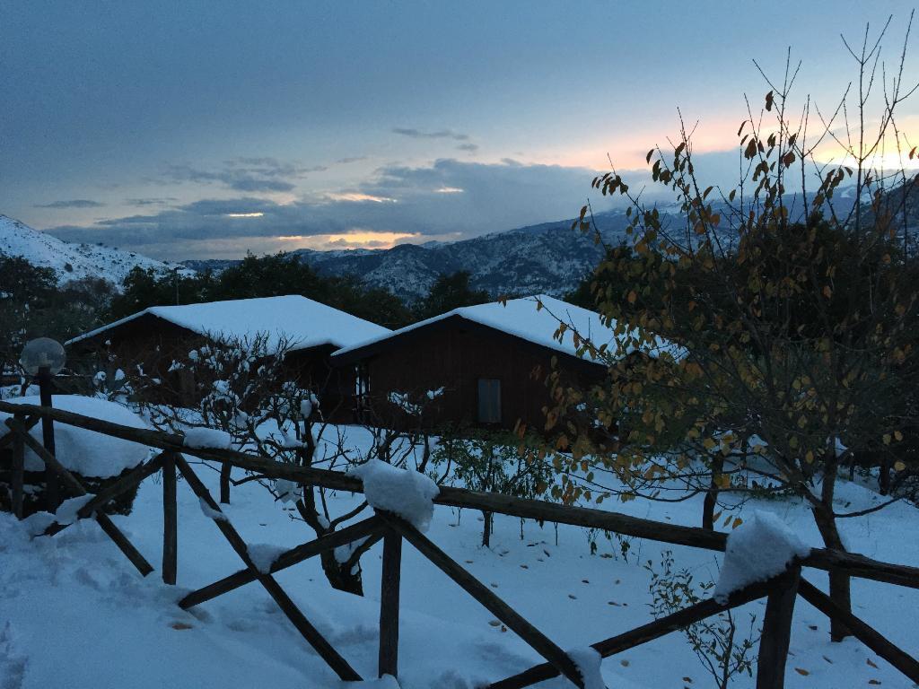 Agriturismo San Cataldo Motta Camastra Zewnętrze zdjęcie